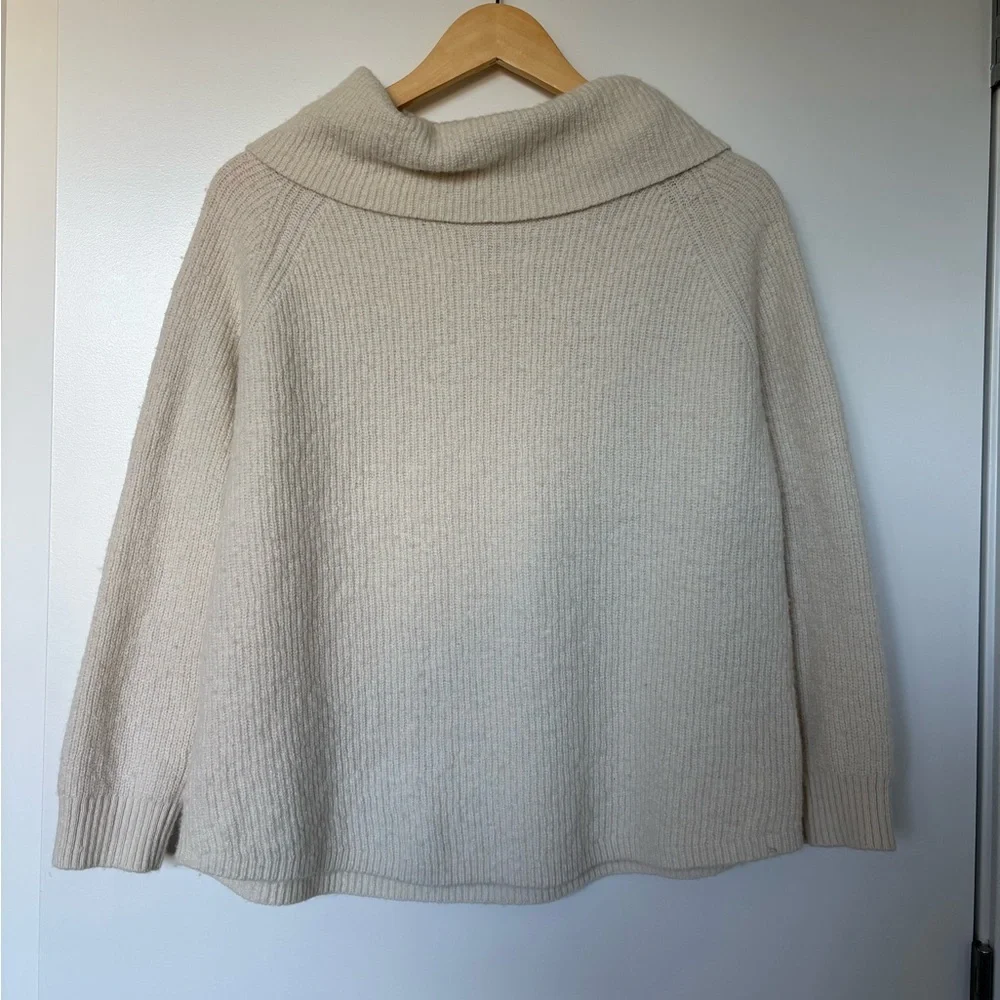 Tahari Merino Wool Blend Turtleneck Sweater | Size Large - Picture 3 of 7